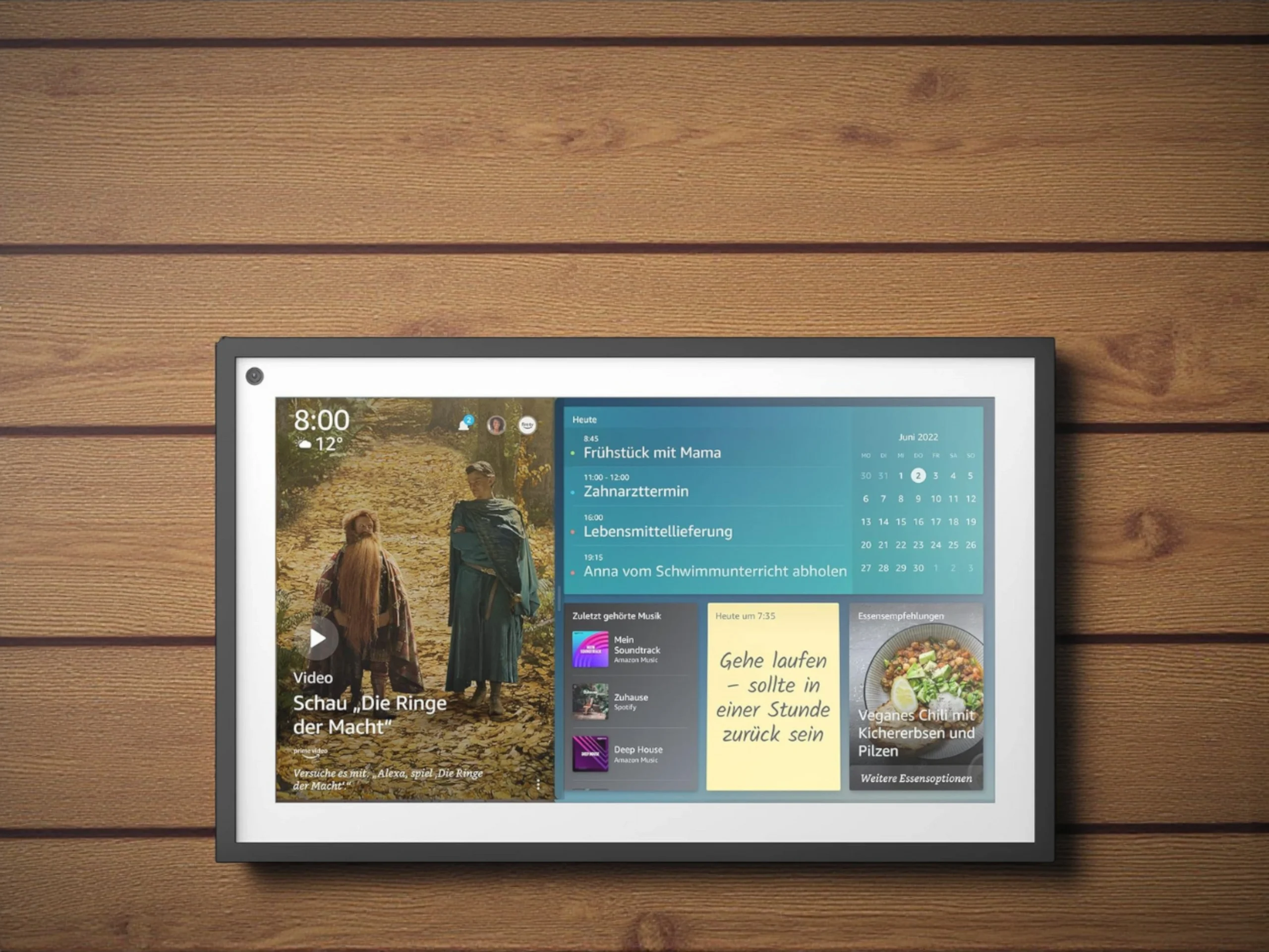 Az Echo Show 21-en van egy fizikai csúszka, amivel letakarhatod a 13 megapixeles kamerát.